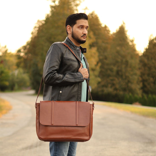 Men's leather Laptop/ Messenger bag